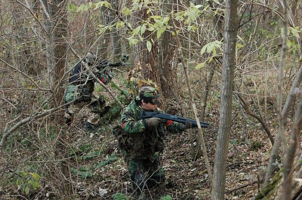 英軍迷彩二人組。