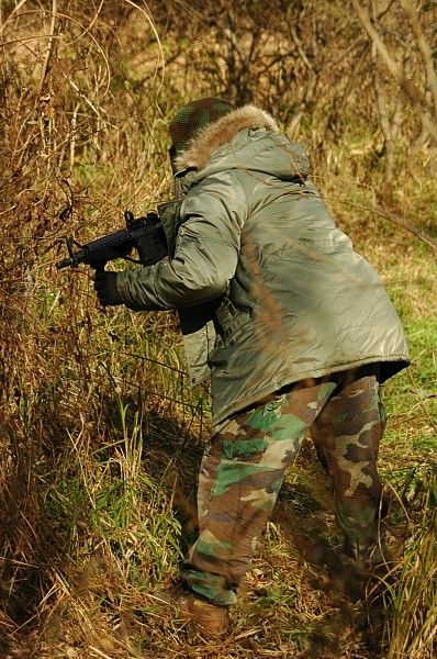 下半身はウッドランド。